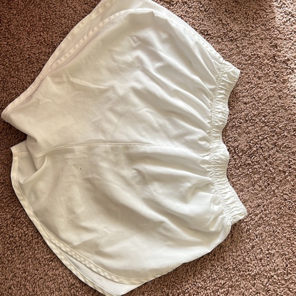 White Nike running shorts size small - Picture 3 of 4